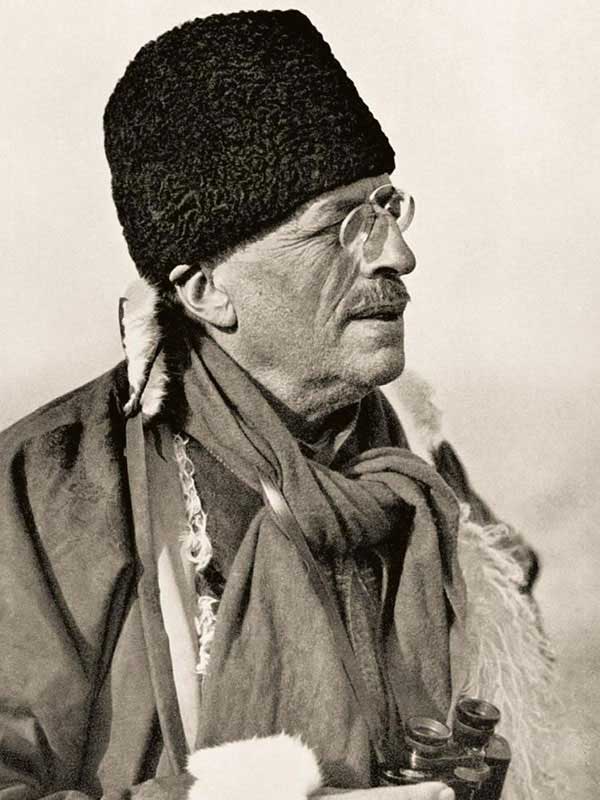 The Pioneer of the Desert: Sven Hedin